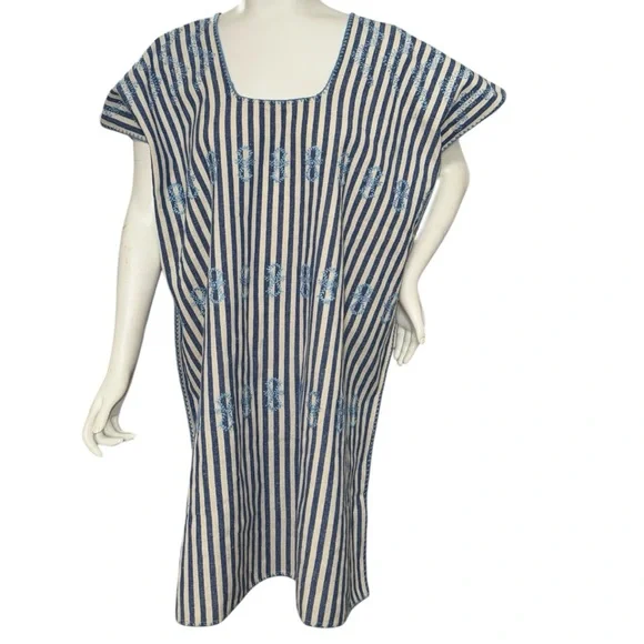 Tuckernuck Blue Stripe Mini Sullivan Embroidered Canvas Caftan Cover Up Size M - Picture 2 of 8